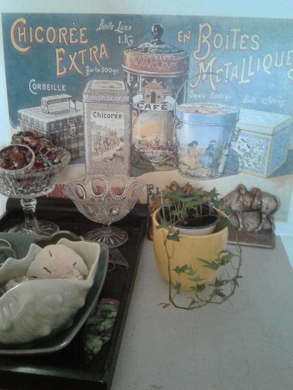 This 4.5" Ø x 4.5" H pot is perfect for the 4" starter plants.  Made in Germany too, which is a nice change.  
Please note:  those black bottle tops in the bottom are ones I added to prevent the plant sitting in water.