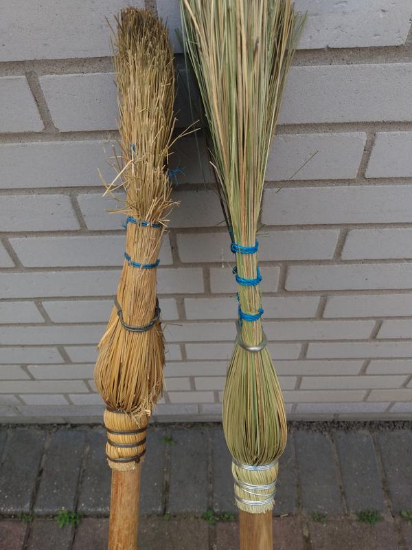 Much less material in the new broom head