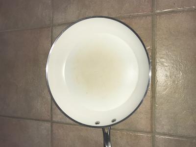 L’apparence de la poêle après 1 ans d’usage...