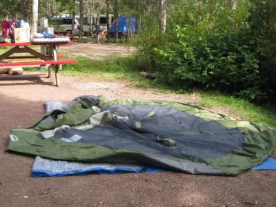 Pre-Assmbly. We threw a tarp on the ground below just as an added precaution.