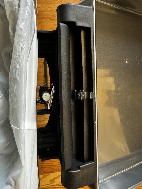 Brocken plastic latch