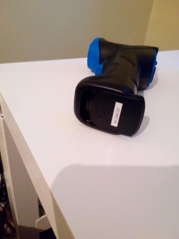 Have tried to open this for 10 minutes. Still stuck.