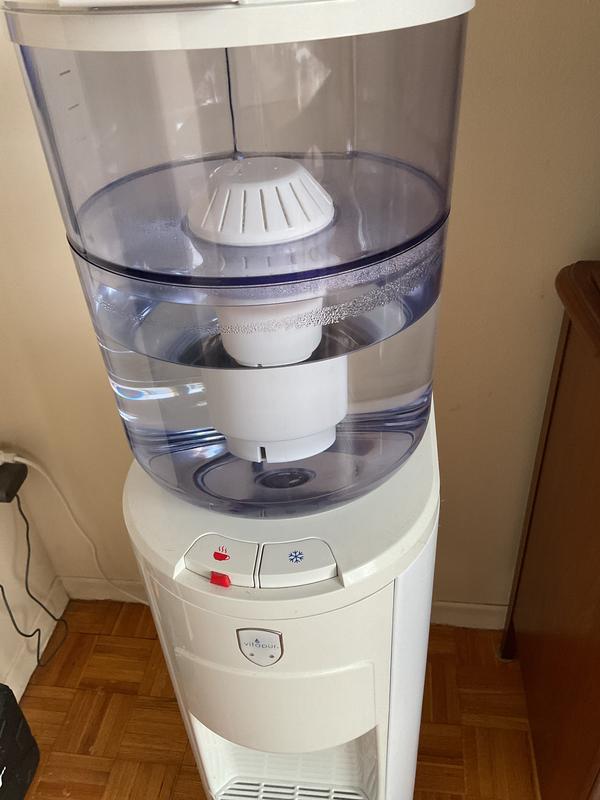 Filters my tap water