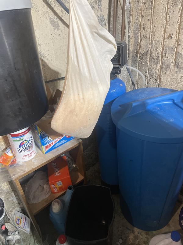 Would be nice if they would come back with the bags … alot easier to work with…