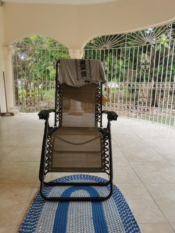 Still looks good after week 3 of occasional use by 6'6", 220lb man but sags when sat on.