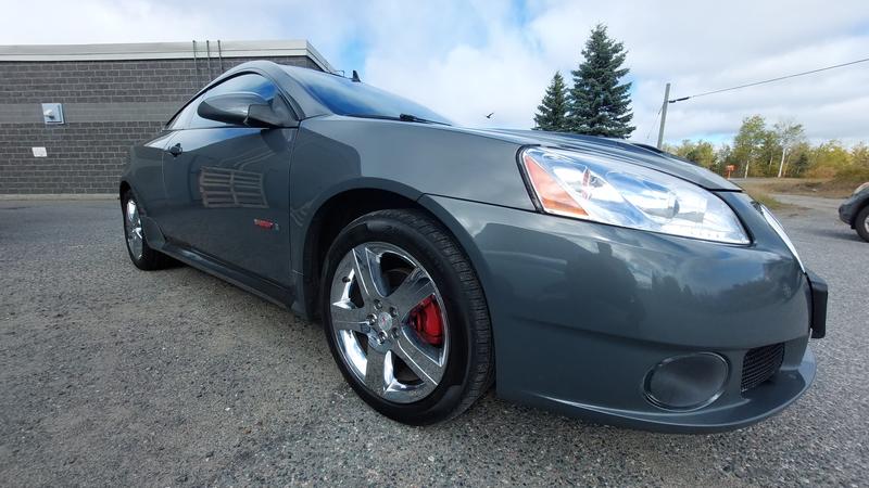 Glossy black tires for maximum effect!