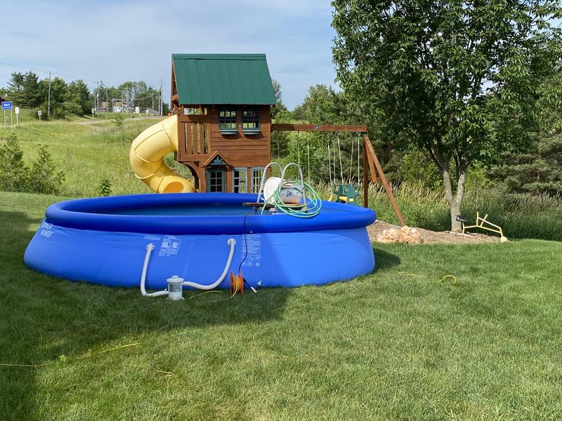 15 foot hot sale inflatable pool