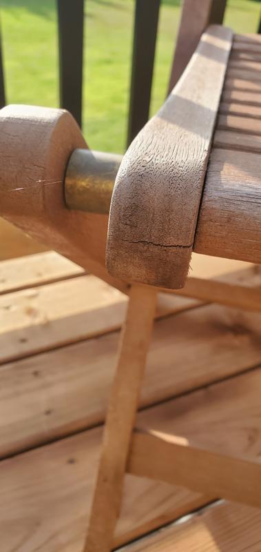 Other chair, ready to fail