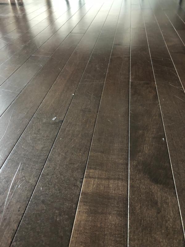 Example of lint trail the mop head leaves behind.