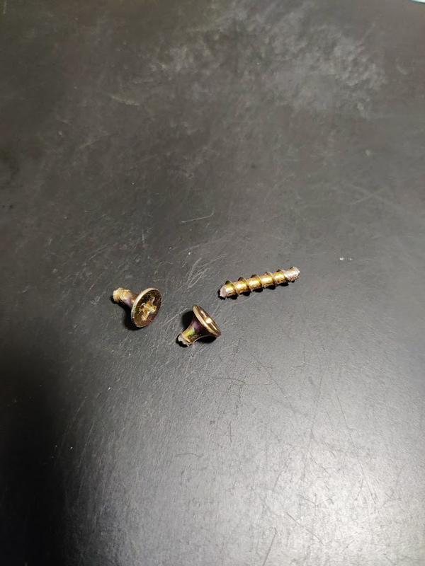 Quality Overseas Manufactured Screws Using Only The Finest Of Metals and Wood!