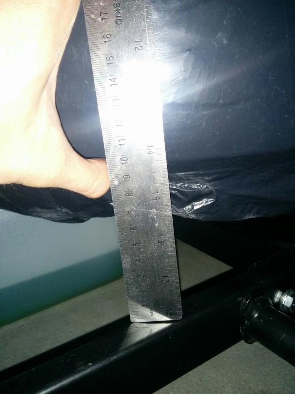 bottom tire floats - have about 10cm more