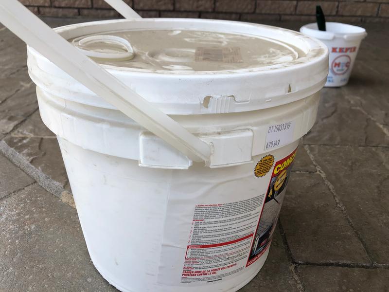 Properly sealed pail