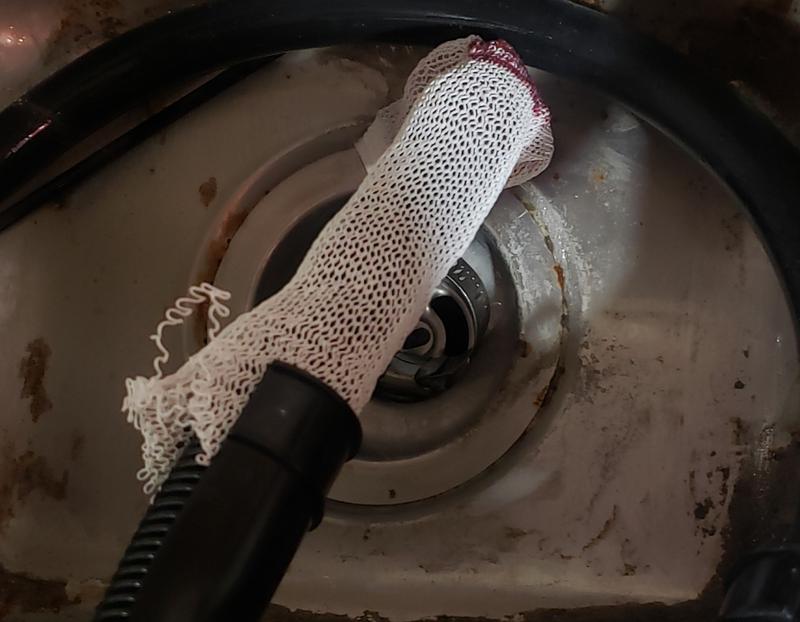 Facile à enfiler après le tuyau de renvoi