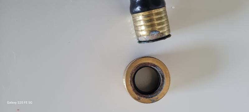 Broken hose coupling