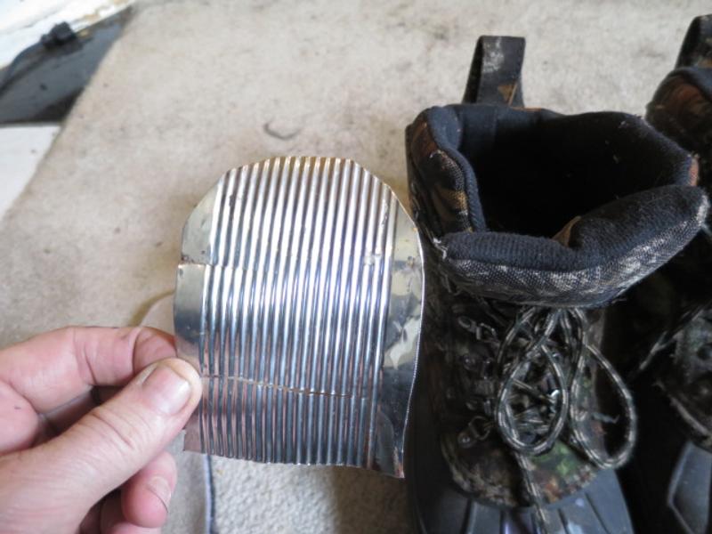 Soup can tin insert to cover collapsed inner heel