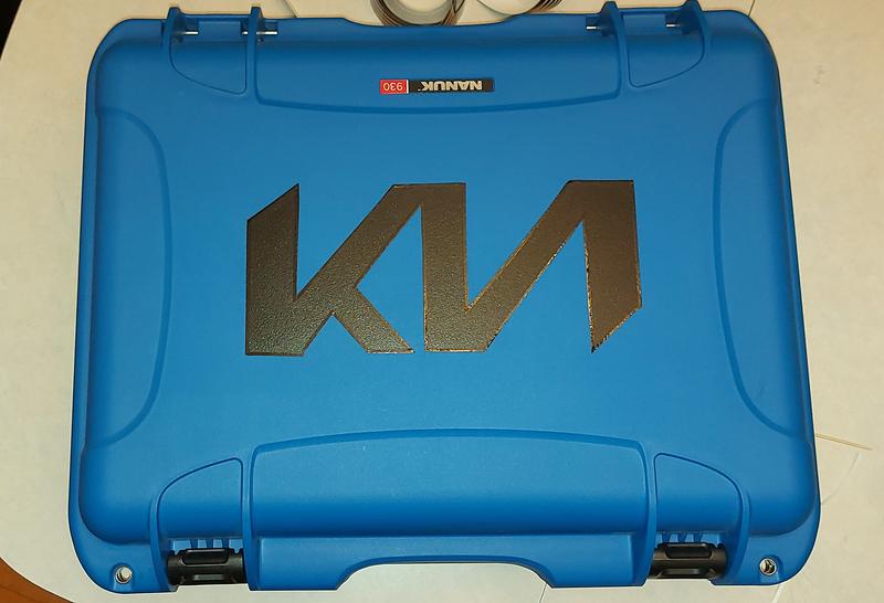 Stripes sur une valise Nanuk