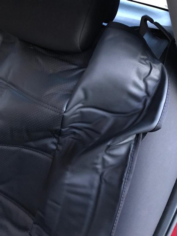 Poor Fit, Poor Quality Stitching