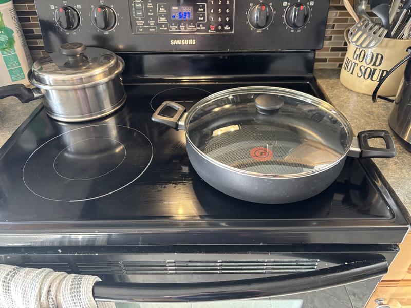 Size on stove for reference