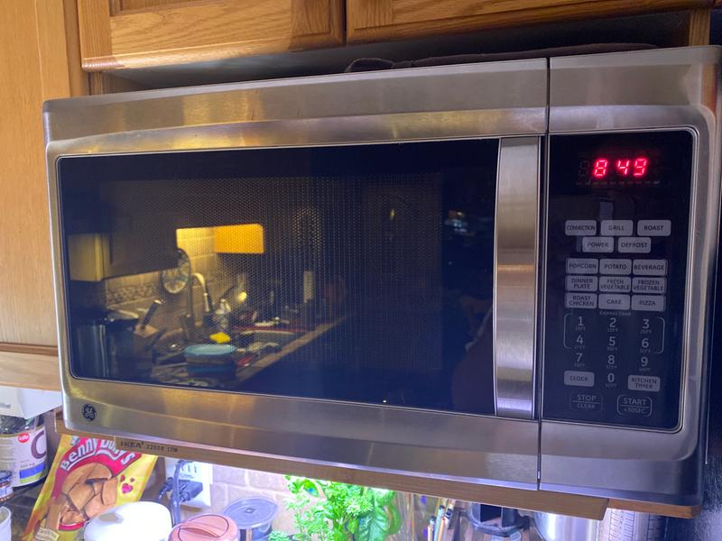 Setup of the microwave.