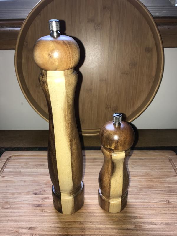 I was happy find a large for pepper & small for salt which had such closely matching wood.