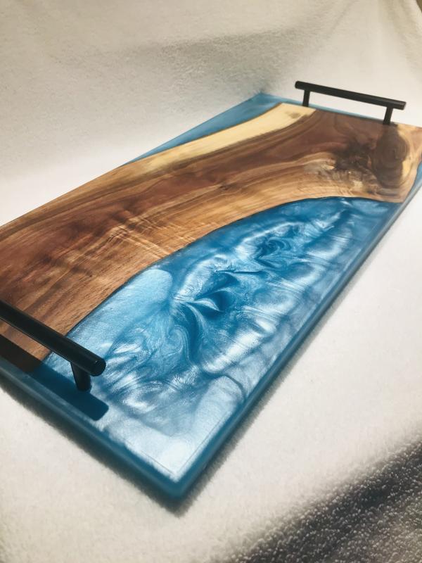 Tested on black walnut known to be kiln dried. Wood has 4.3% moisture reading.