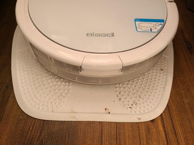 It dosent clean his spot first