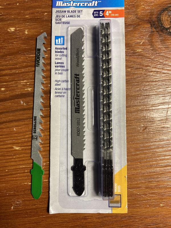 Lame gauche dent vers le bas, lames droite dents vers le haut