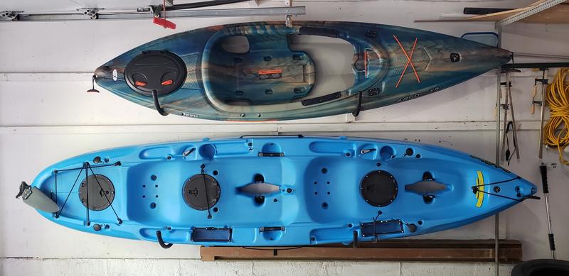 mes deux kayak au mur c'est un excellent choix pour les supports de rangement