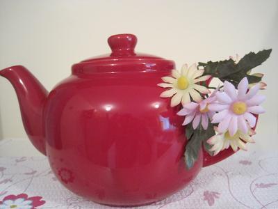 Flowers added to Tea Pot Handle