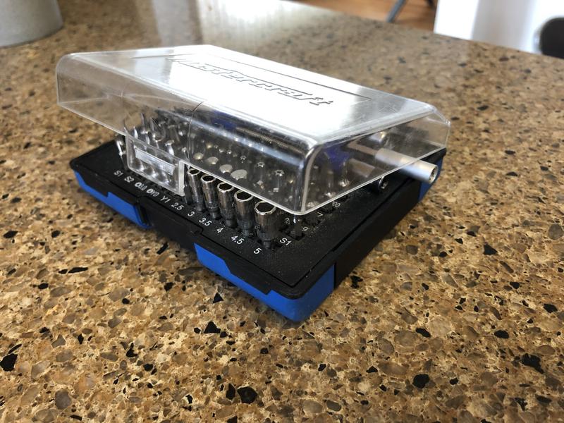 Extension preventing lid closure. Easy to push in.