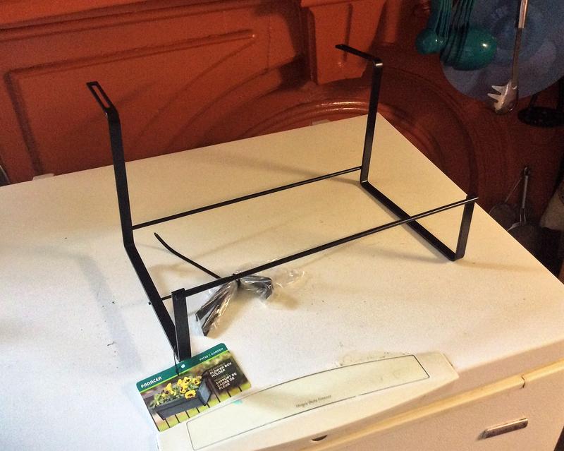 Planter I received does not match description or dimensions