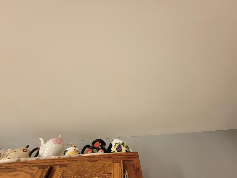 Yellow color everywhere!