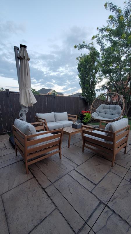 Capilano Patio Set