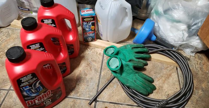 3x 2.37L jugs and Granules, NO HELP, "Guarantee" only good for 1