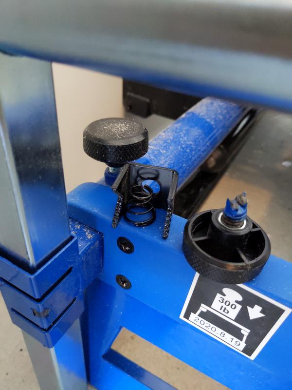 Knob snapped right off.