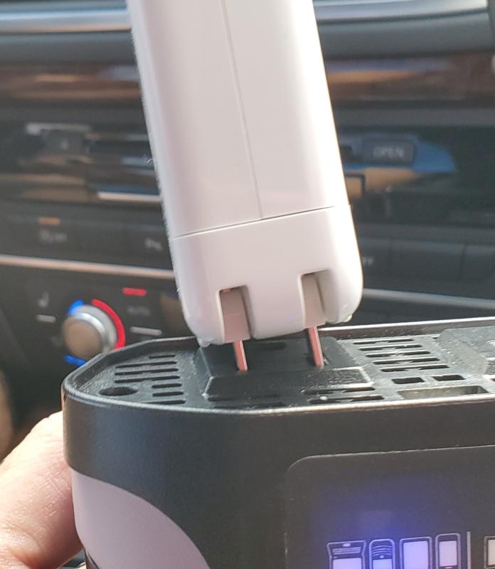 it won't stay in, even plugged in vertically...