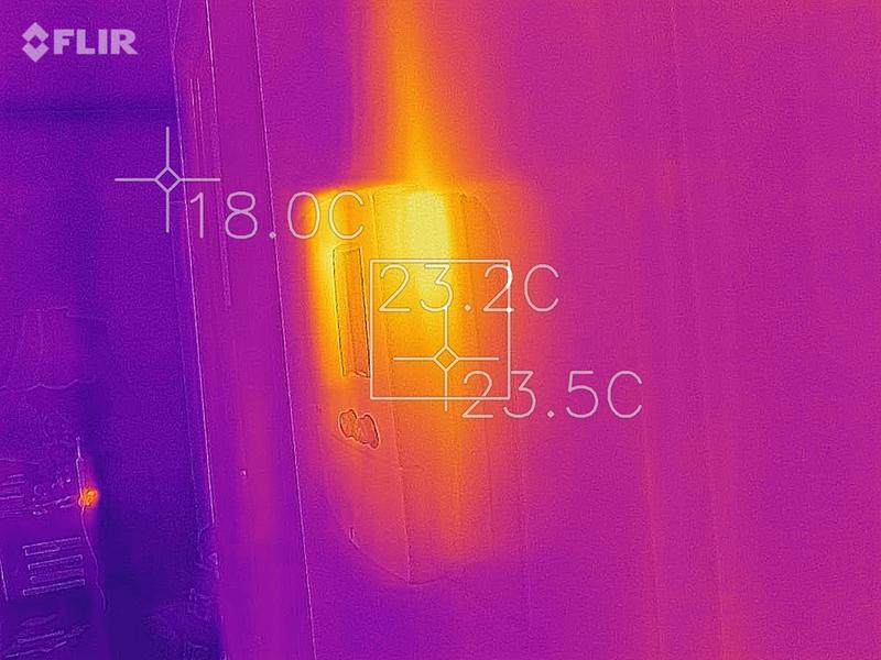 A side view showing heat generated.  The heat was on during this time.