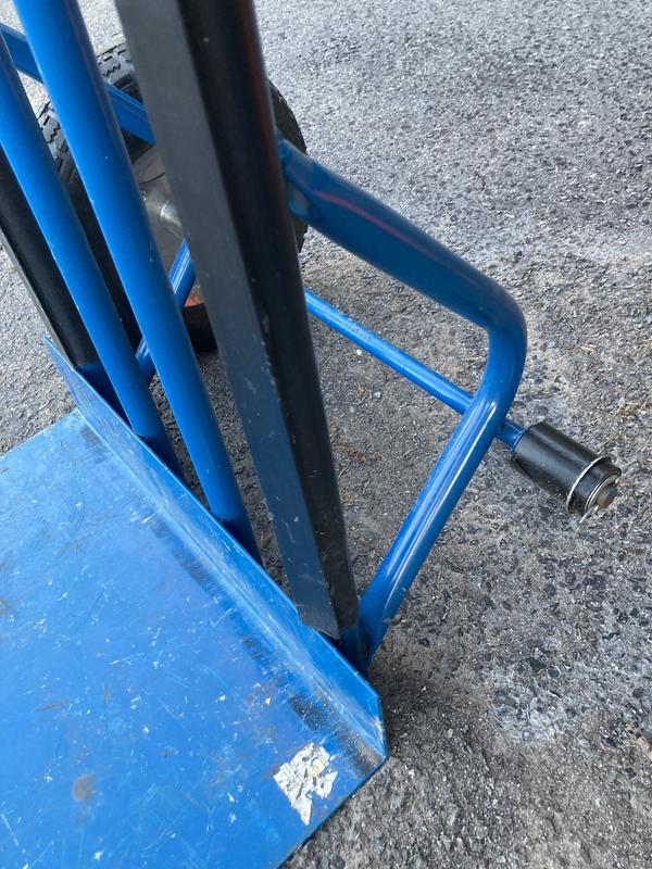 Wheels break off and are not holding 30-40% of stated weight capacity