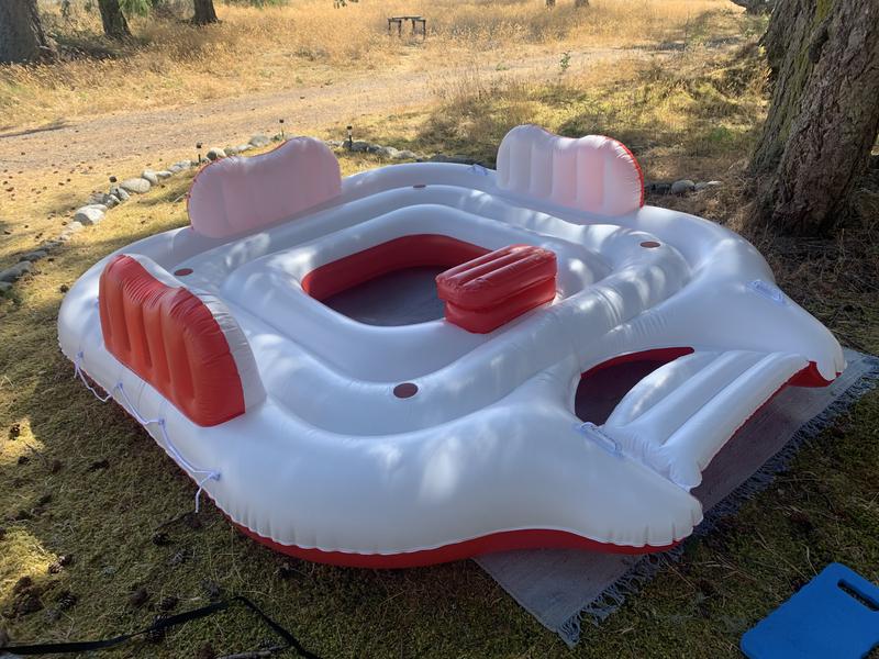 Summer Waves Inflatable Floating River/Lake 4-Person Party Island w/Cooler,  White/Red