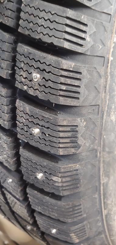 that's 3-4mm protruding on one side