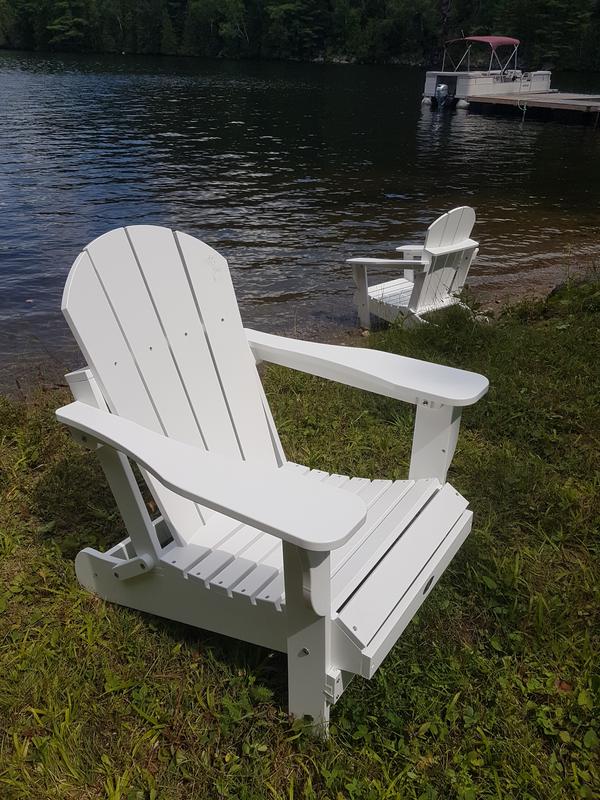 Leisure line recycled folding deals plastic adirondack chair