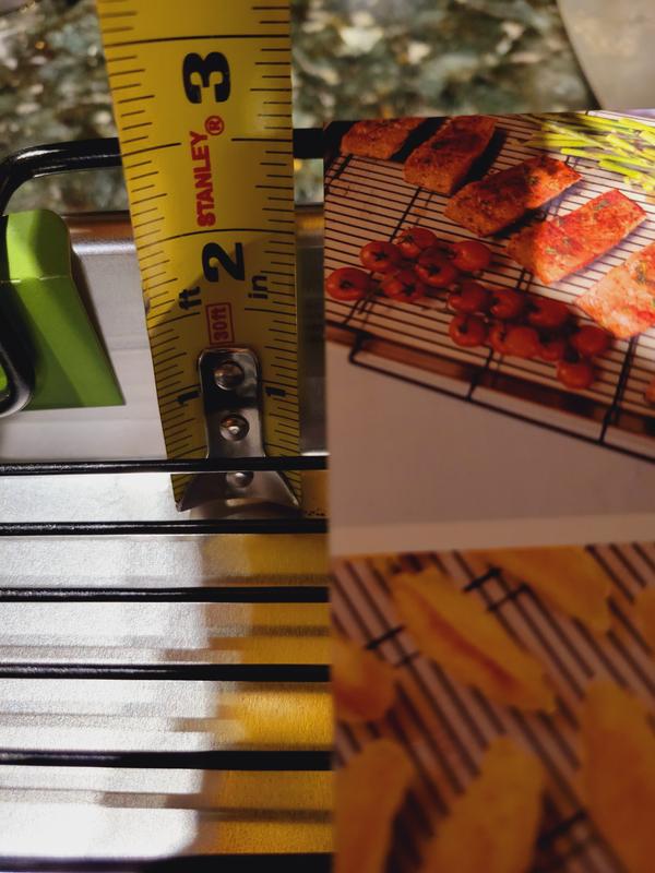 Very useful 2- inch deep rimmed edges