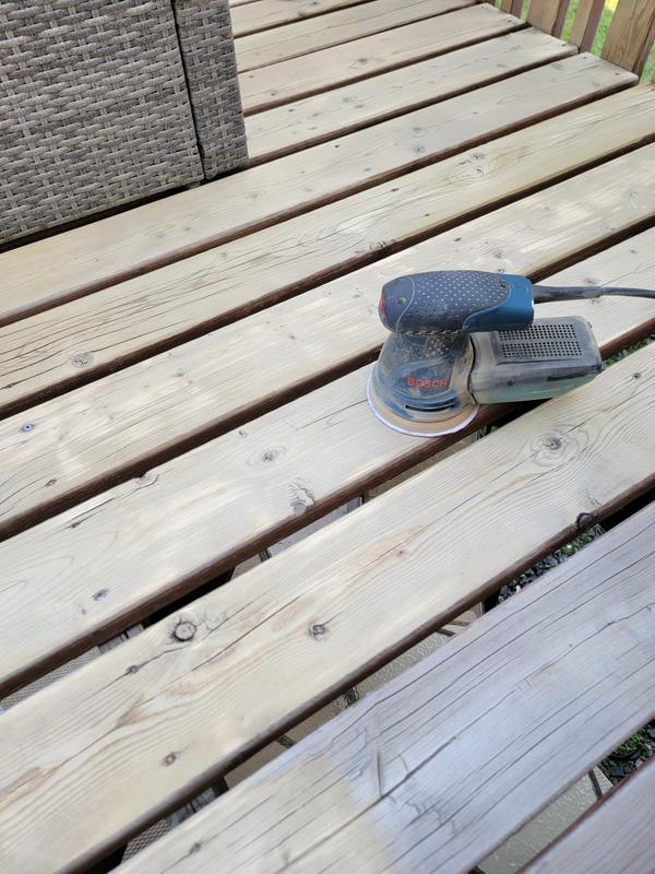 Bosch ROS10 sander: Much less dust on the working area and the tool after the same amount of time (1 hour).