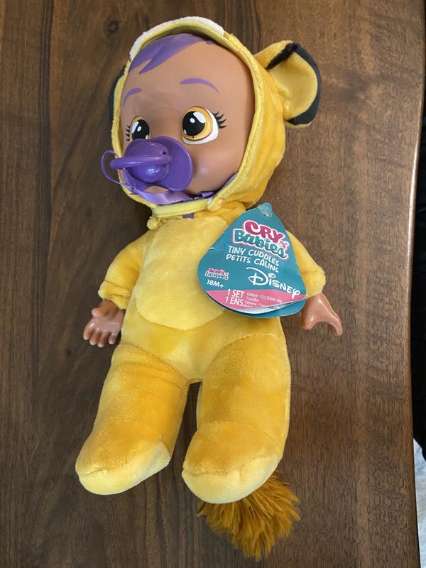 Middle pic is what I got. Outside pics were the advertisement. There was no option for choice of toy.