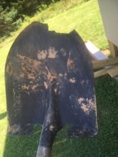 Broken shovel