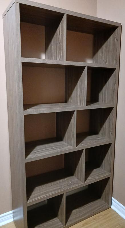 Flatter brown colour than pictured in description & on box