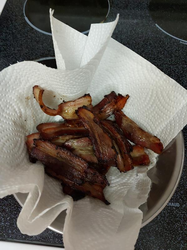 Cooked bacon
