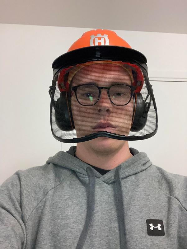 You can see all my chin