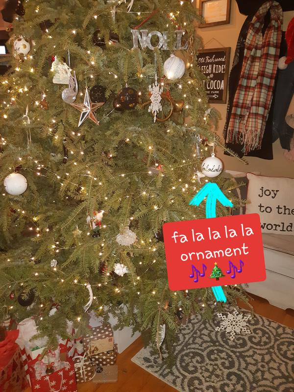 "fa la la la la" Christmas tree ornament
