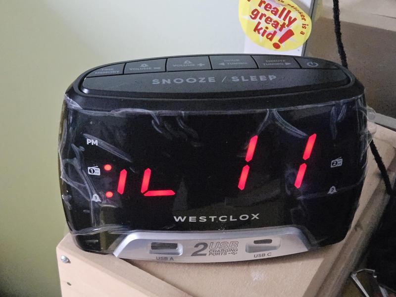 Weird display with first power adapter